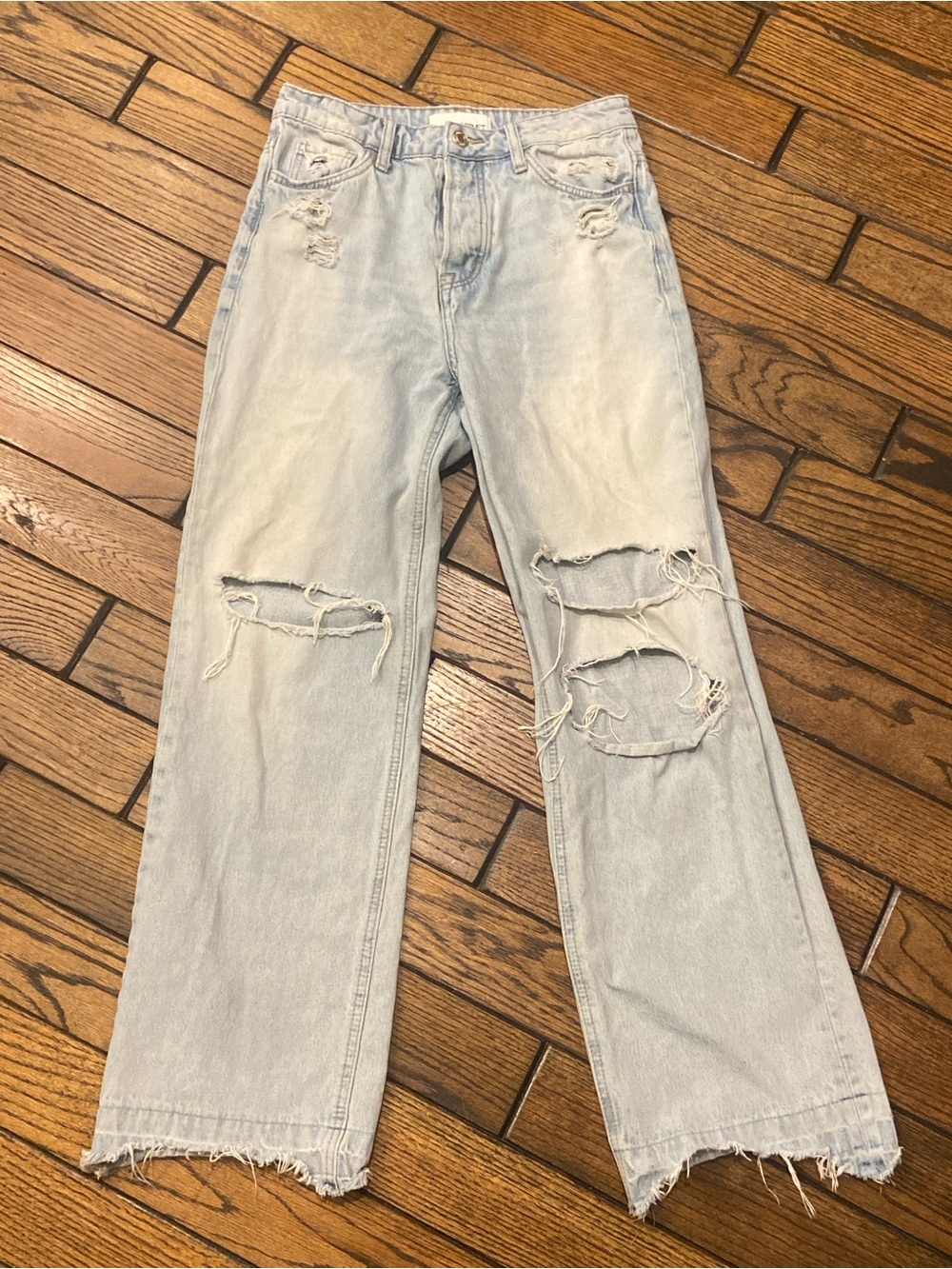 Vervet Women's Light Wash Distressed 100% Cotton Straight-Leg Jeans